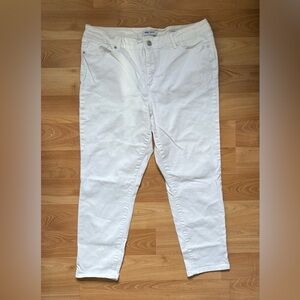 Nine West White Gramercy Crop Denim Jeans